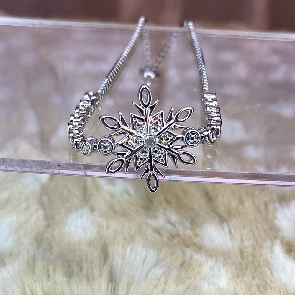 Snowflake Adjustable Silver Bracelet with Cubic Zirconia Accents